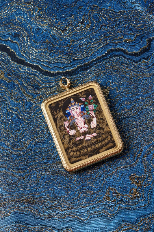 3.5×4.5cm Nepalese Four-Armed Avalokiteshvara Thangka Pendant: Your Portable Anchor of Boundless Compassion