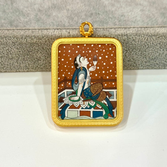3.5x4.5cm Tibet Dunhuang Mural Lotus-Holding Avalokiteshvara Buddhist Pendant: The Tibetan Buddhist Jewelry