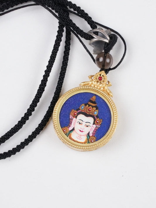Samantabhadra Bodhisattva Round Thangka Pendant – Hand-Painted Tibetan Buddhist Amulet in Gold & Mineral Pigments (2cm)