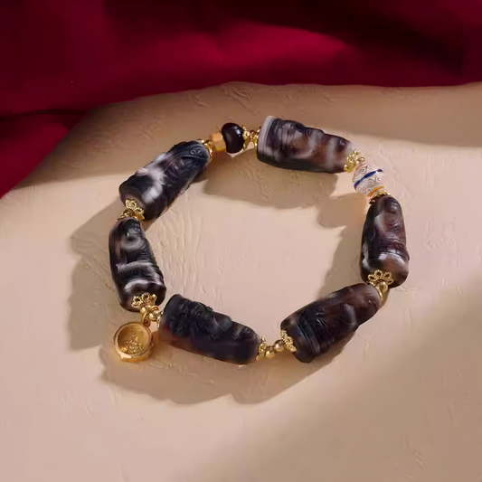 Natural agate Medicine F Dzi beads bracelet, reflecting Tibetan Buddhist jewelry culture and fine jewelry art, enhancing wealth and fortune.