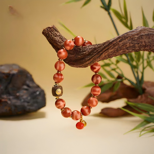 Natural agate Darlo Multi-Treasure Dzi bracelet, reflecting Tibetan Buddhist jewelry culture and fine jewelry art, attracting luck and prosperity