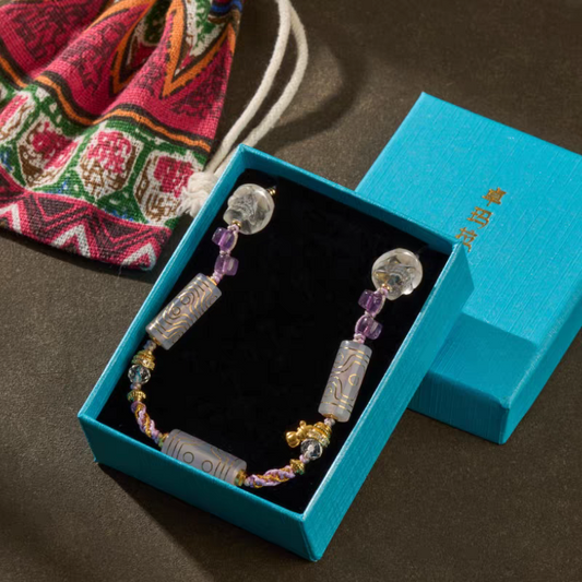 Purely handmade gold-inlaid Tang Tube Dzi pendant, reflecting the profound heritage of Tibetan Buddhist Jewelry Culture jewelry art.