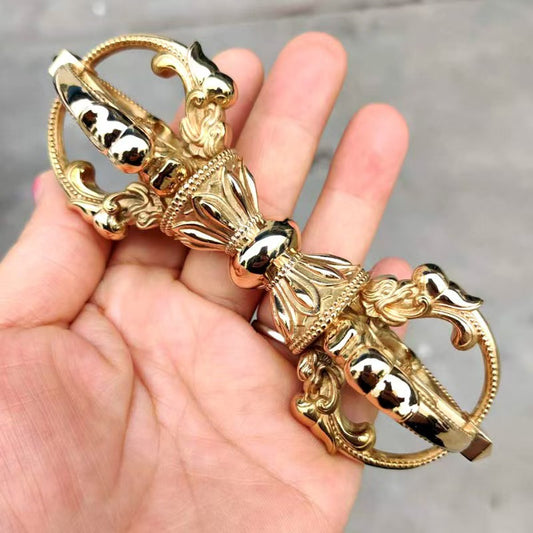 Handcrafted brass Five-Pronged Vajra handle, a spiritual ritual tool symbolizing strength, protection, and purification. Ideal for Buddhist practices, meditations, and spiritual rituals.