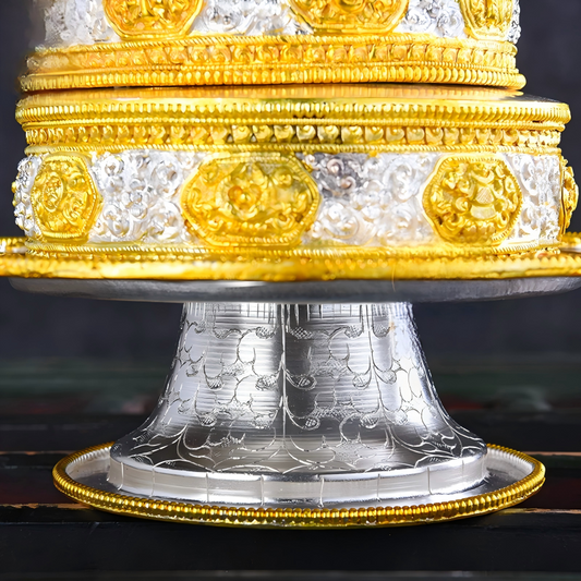 Handcrafted Nepal blue Mandala Plate in copper, gilded 24k gold and silver, 26cm height, Tibetan Buddhist sacrificial implements culture, representing Buddhist sacrificial items art