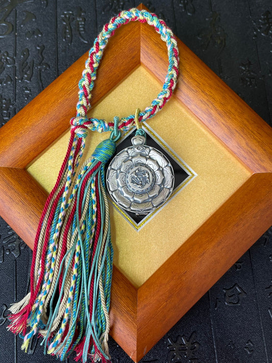 Hand-woven cord and 2.5cm Green Tara Tibet Card pendant, Tibet Card series.