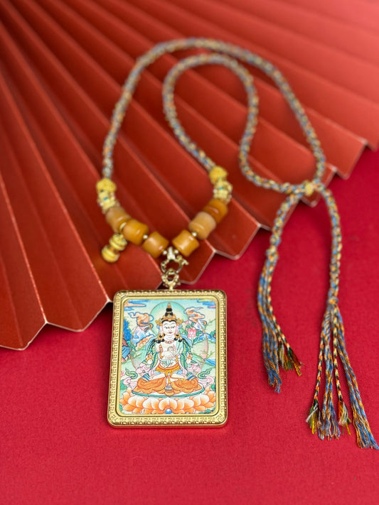 Hand-painted Nepal Mahasthamaprapta (大势至菩萨) Thangka pendant 4x5cm with titanium casing featuring the Bodhisattva of Great Might, representing wisdom and success in Buddhist tradition.