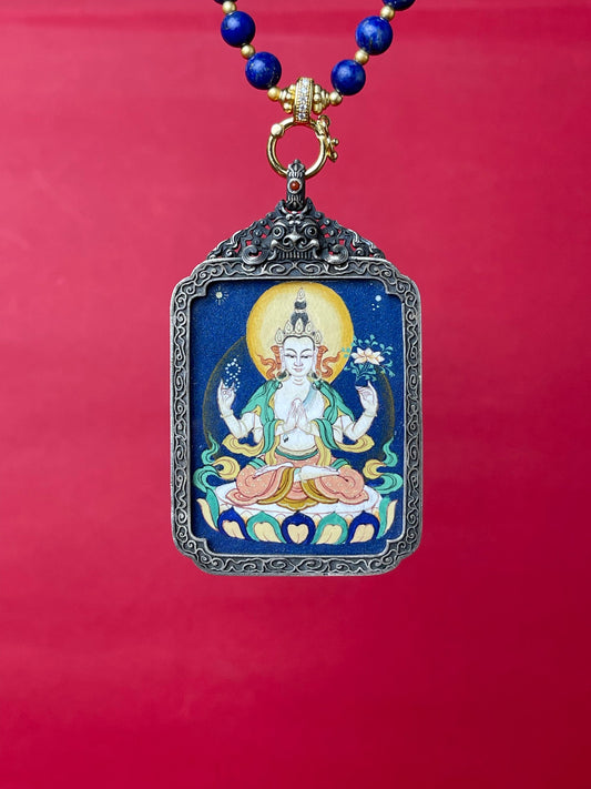 Detailed view of the refined silver casing for the Mahasthamaprapta Thangka pendant, symbolising light and tradition in Buddhist practice.