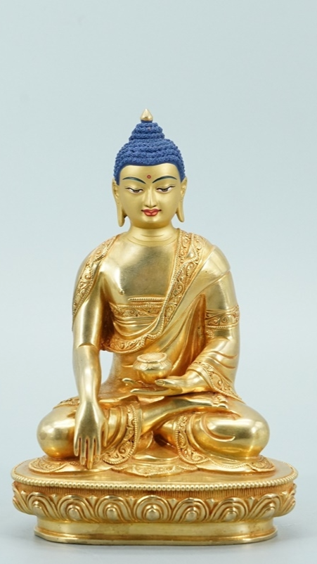Gilded Five Buddha statues, handcrafted with mineral paint detailing, reflecting the rich artistic heritage of Tibetan Buddhist sculpture.