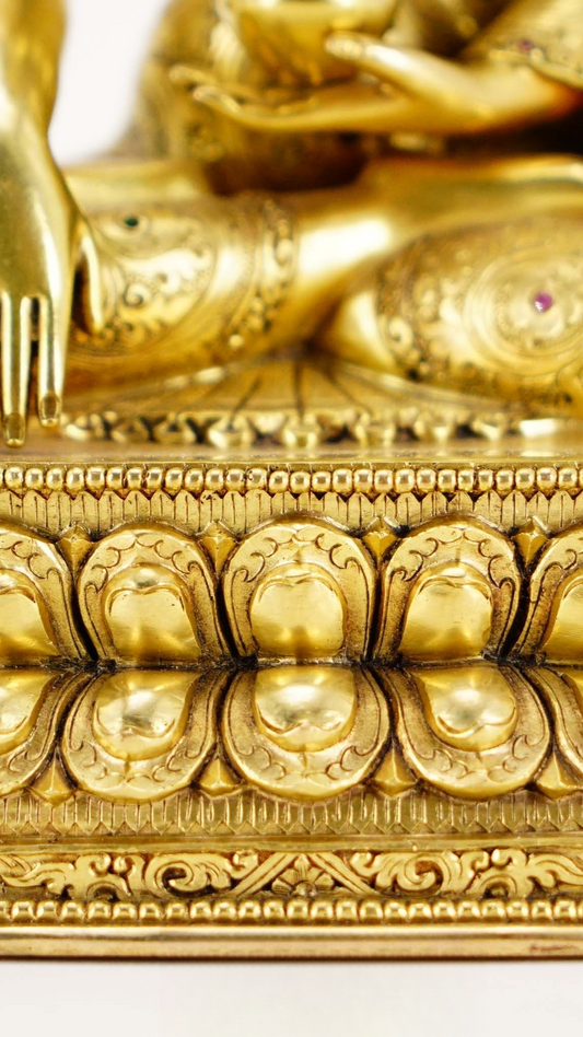 Tibetan Buddhist Shakyamuni Buddha statue with hand-painted mineral pigments, traditional Buddha Statue-Art