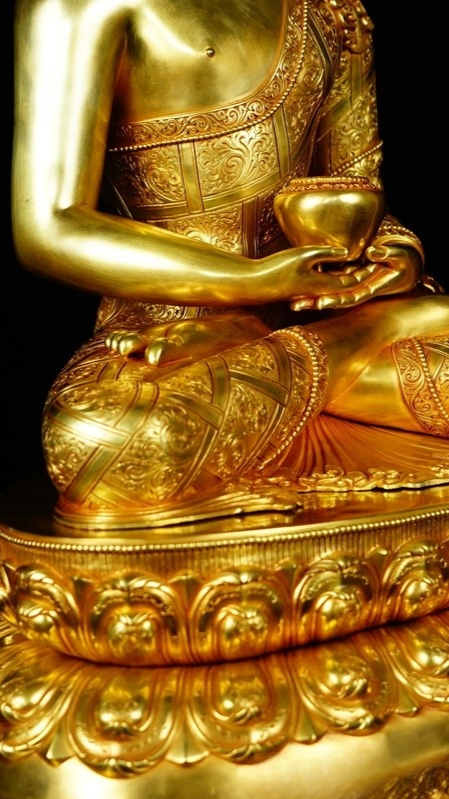 A detailed Tibetan Buddhist Three Buddhas statue, gilded with mineral pigments and handcrafted to perfection, ideal for collectors of Buddhist art.