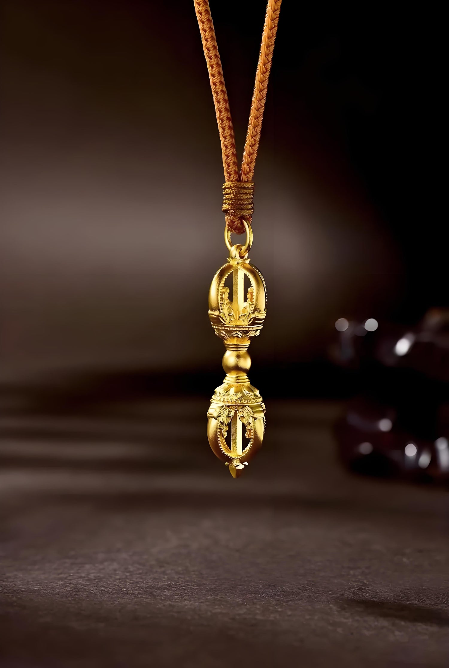 Necklaces & Pendants