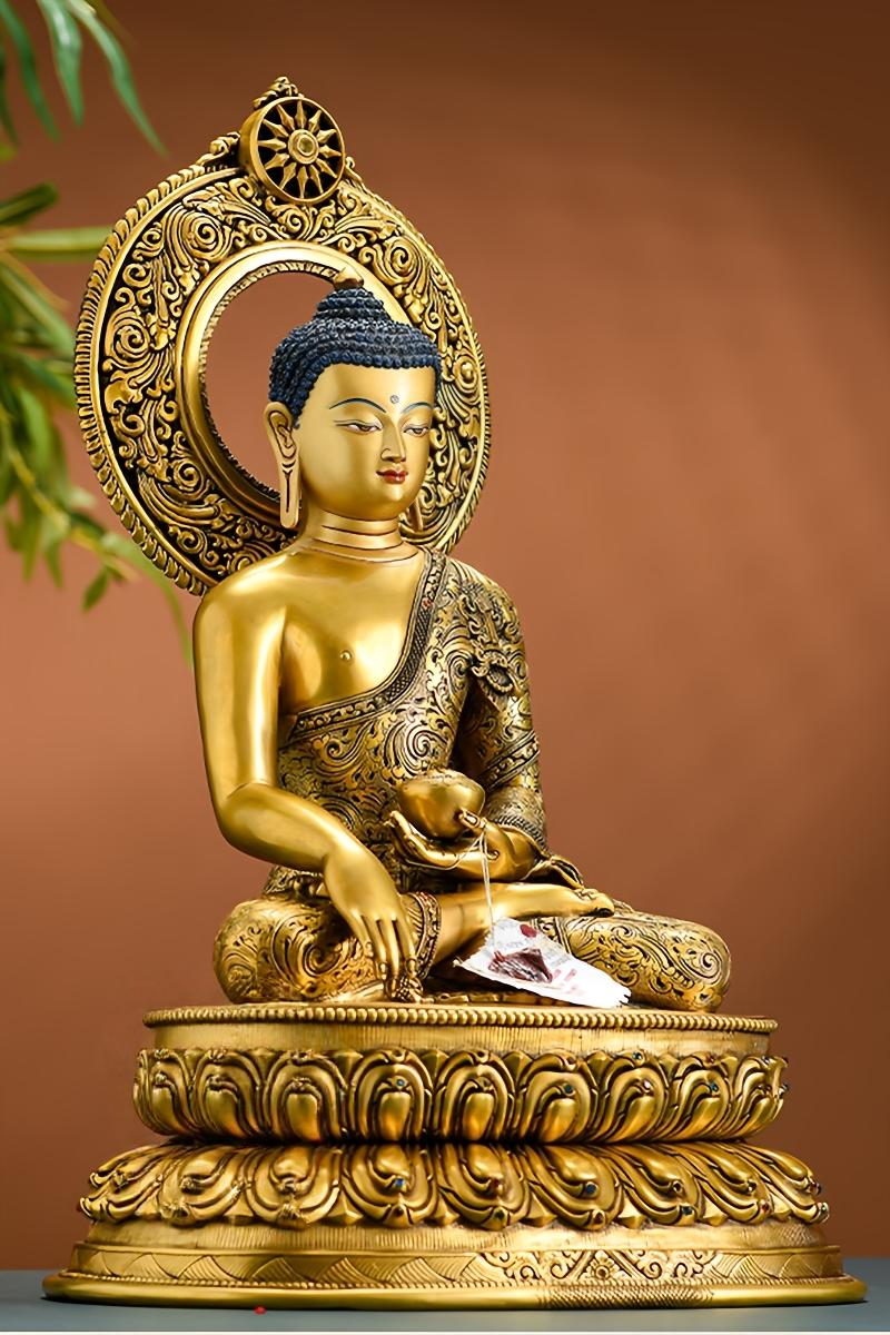 Traditional Tibetan Shakyamuni Buddha art sculpture, copper hand-carved and hand-painted to reflect deep Buddhist symbolism.
