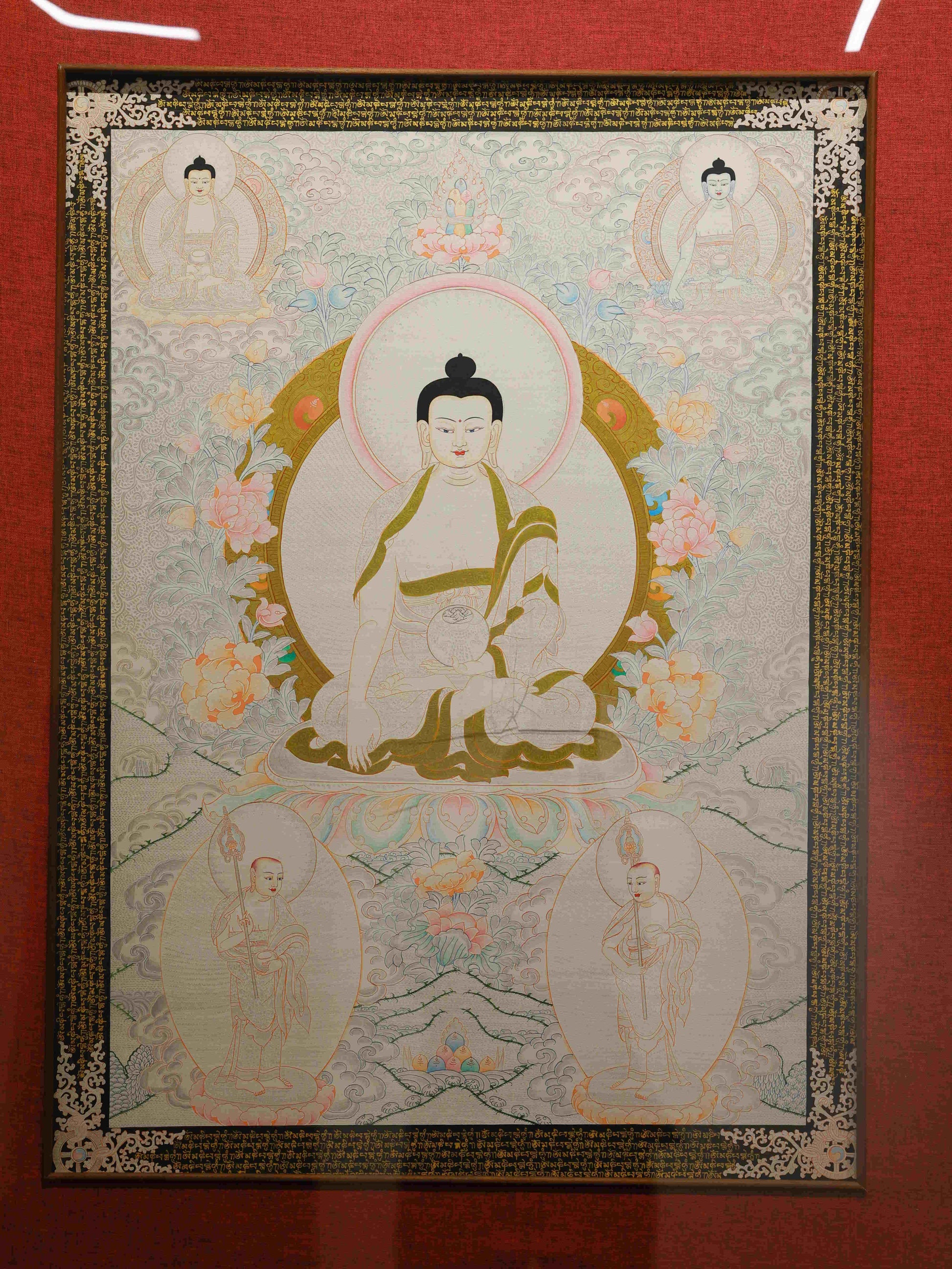 Hand-painted Tibetan Buddhist Thangka of Shakyamuni for Spiritual Practice