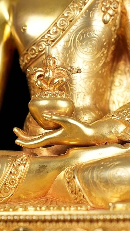 Alt Text: Tibetan Buddhist Three Buddhas statue, handcrafted with intricate mineral painting, representing the wisdom of past, present, and future Buddhas.