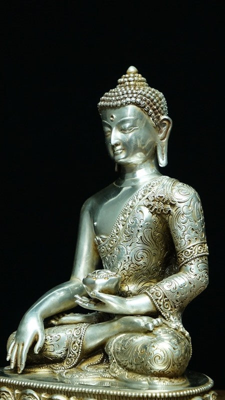 tibetan-buddhist Amitabha Buddha Statue, Tibetan Buddhist Art, handmade
Authentic Tibetan Buddhist Amitabha Buddha statue, handcrafted and painted with traditional techniques. A powerful symbol of compassion and spiritual awakening.