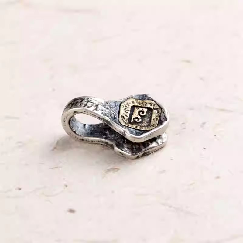 Silver Cloud Clip: Handmade Jewelry Tibetan Buddhist Jewelry