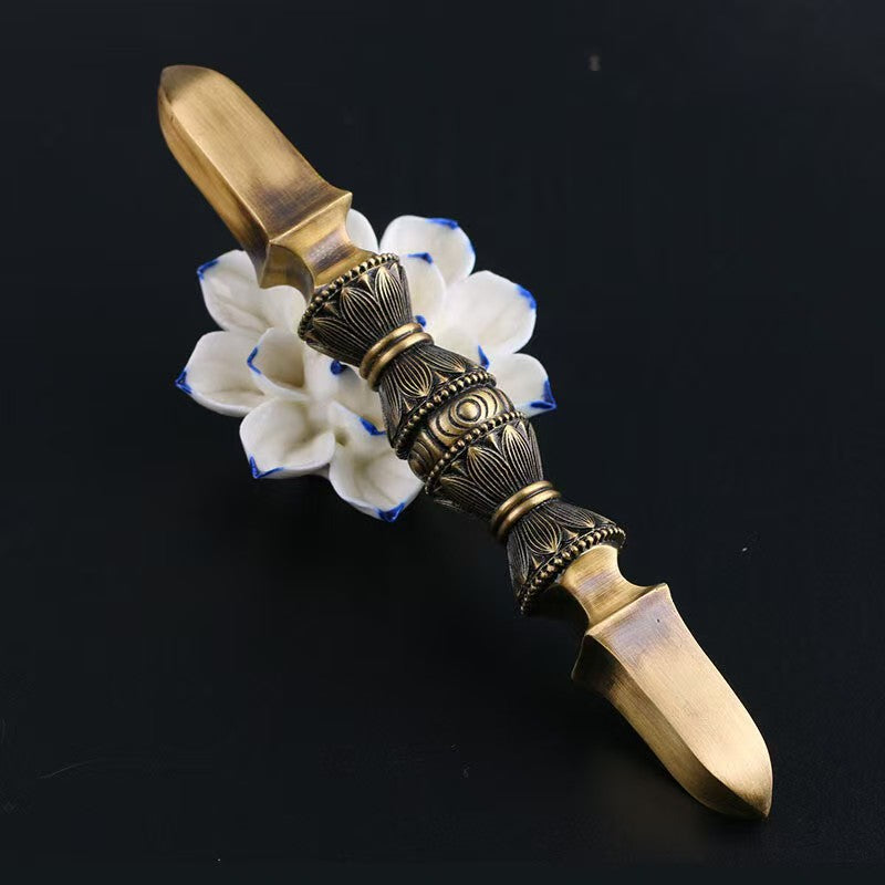Tibetan-Buddhist Handcrafted Brass Single-Prong Vajra | Ritual Art