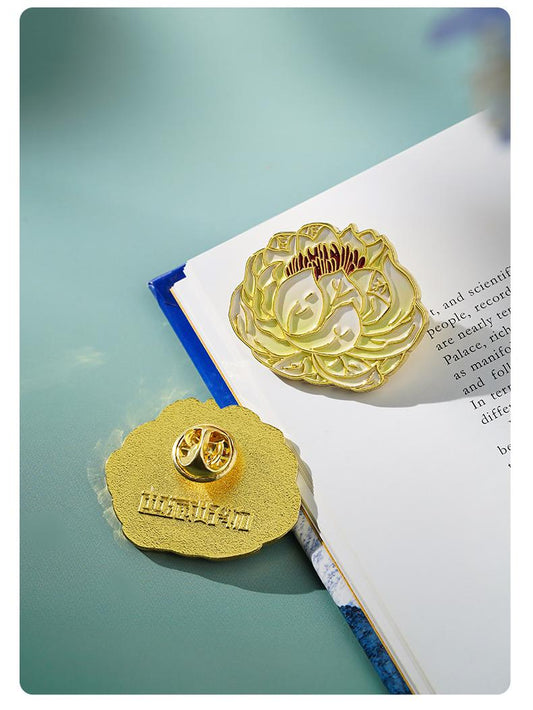 Tibetan Buddhist Jewelry Culture Snow Lotus Metal Badge
