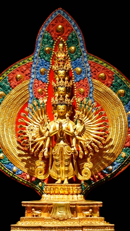 Tibetan-Buddhist Thousand-Arm Avalokiteshvara Buddha Statue-Art, Handcrafted with Mineral Paint
