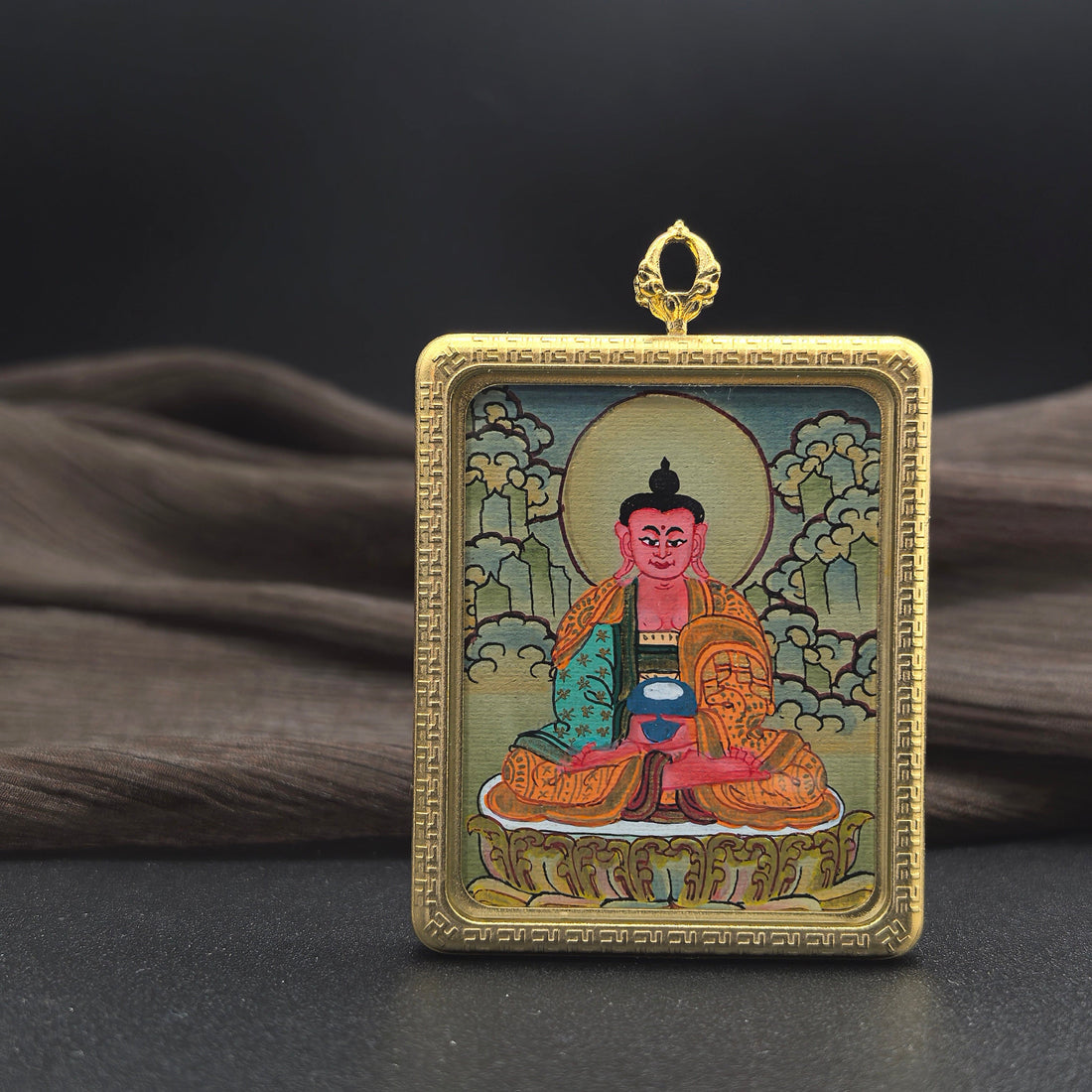 4x5cm Hand-Painted Nepal Amitabha (阿弥陀佛) Buddhist Pendant with Titanium Casing: Zodiac Tibetan Buddhist Jewelry