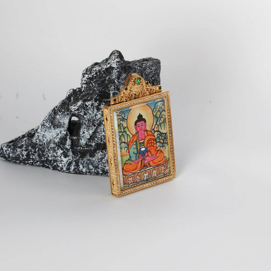 Amitabha Buddha Nepal Elegant Thangka Pendant: The Buddha of Infinite Light and Life