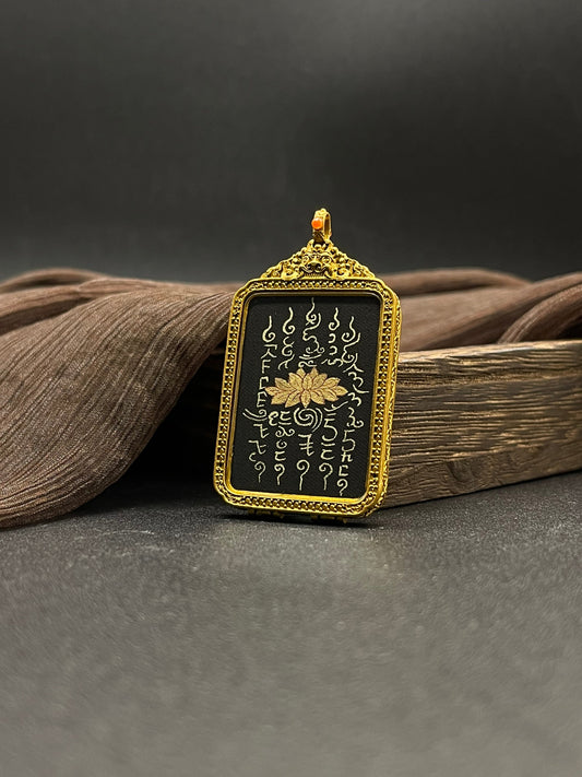 2.5x3.5cm Hand-Painted Rekong Five Sacred Yantras (五条经文) Buddhist Pendant with Pure Gold: Tibetan Buddhist Jewelry