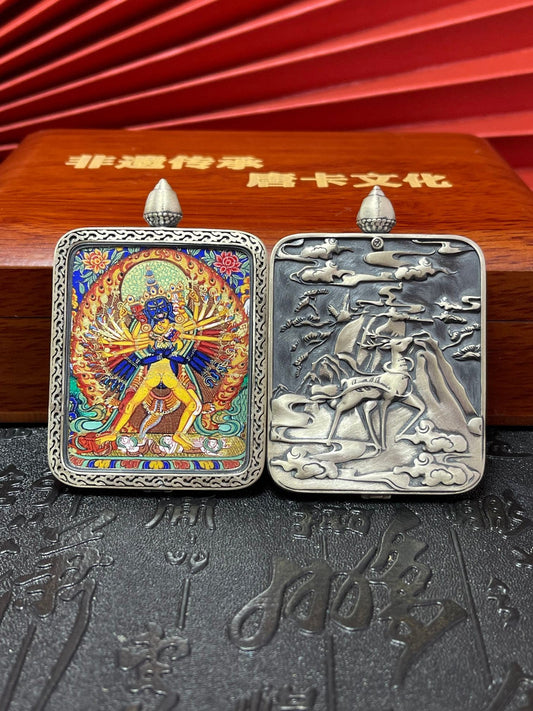 Kalachakra in Wearable Form: Compassion, Wisdom and the Wheel of Time