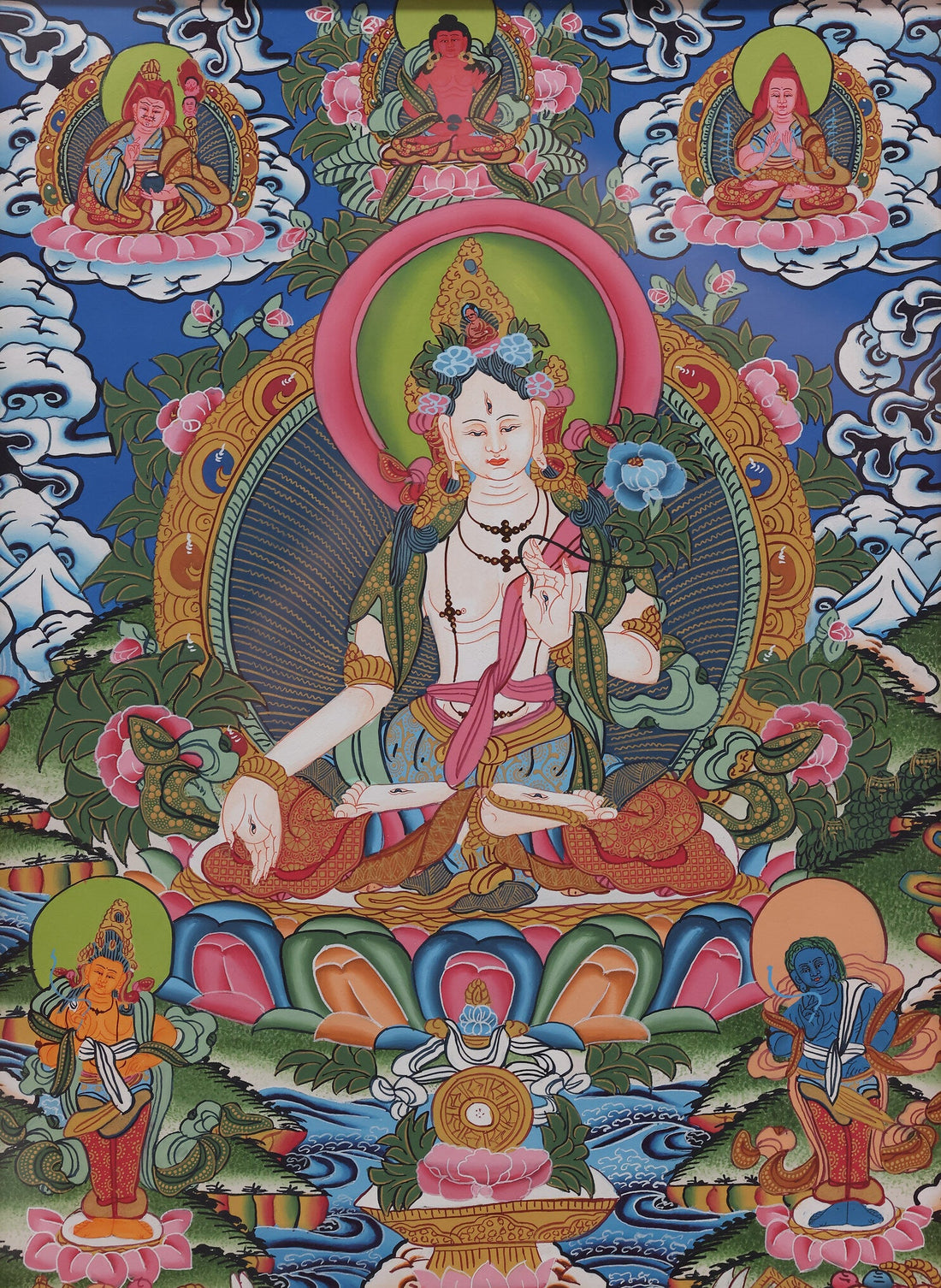 Hand-Painted Tibetan Buddhist Thangka The Faith and Artistic Symbolism of the Long Life Trinity I. Core Theme: The Long Life Trinity and the Aspiration for Longevity