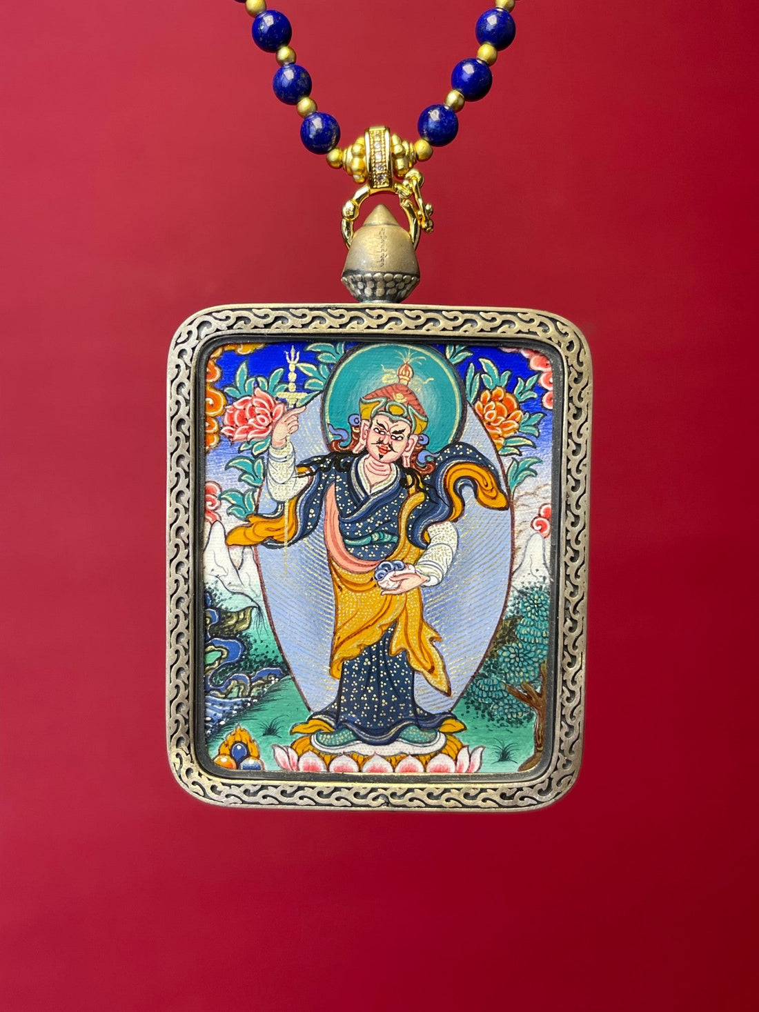 3.5x4.5cm Padmasambhava (莲花生大师) Standing Tibet Buddhist Pendant with Copper Casing: Guru Tibetan Buddhist Jewelry
