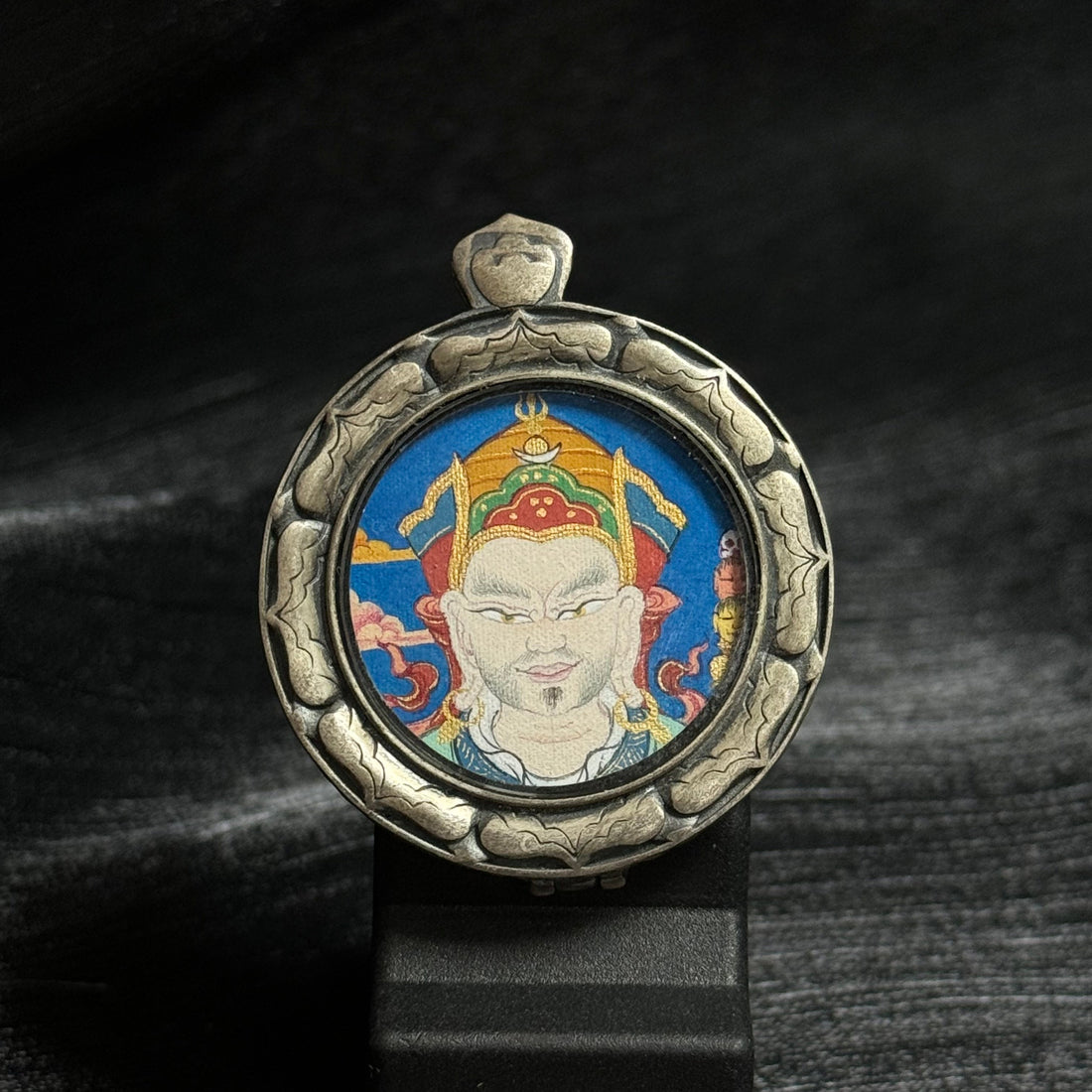 2.5x2.5cm Hand-Painted Tibet Padmasambhava (Guru Rinpoche) Buddhist Pendant: Wisdom Tibetan Buddhist Jewelry