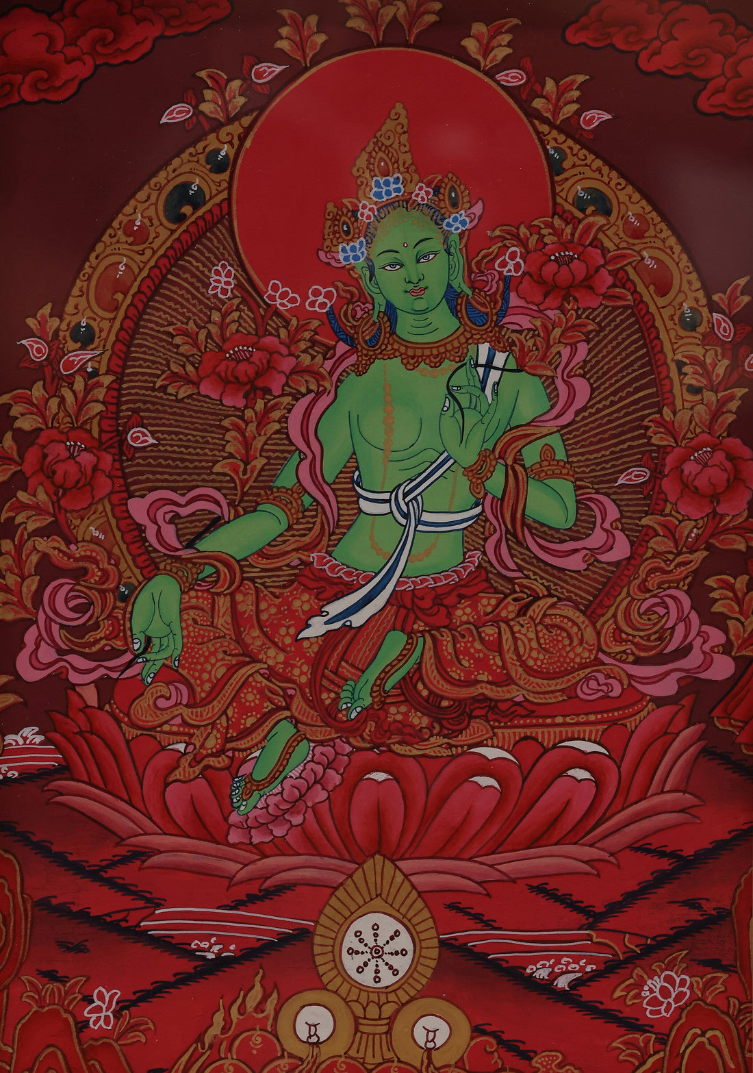Nepal Newari-Style Red Thangka: Decoding the 20×30cm Hand-Painted Green Tara & Its Himalayan Artistry