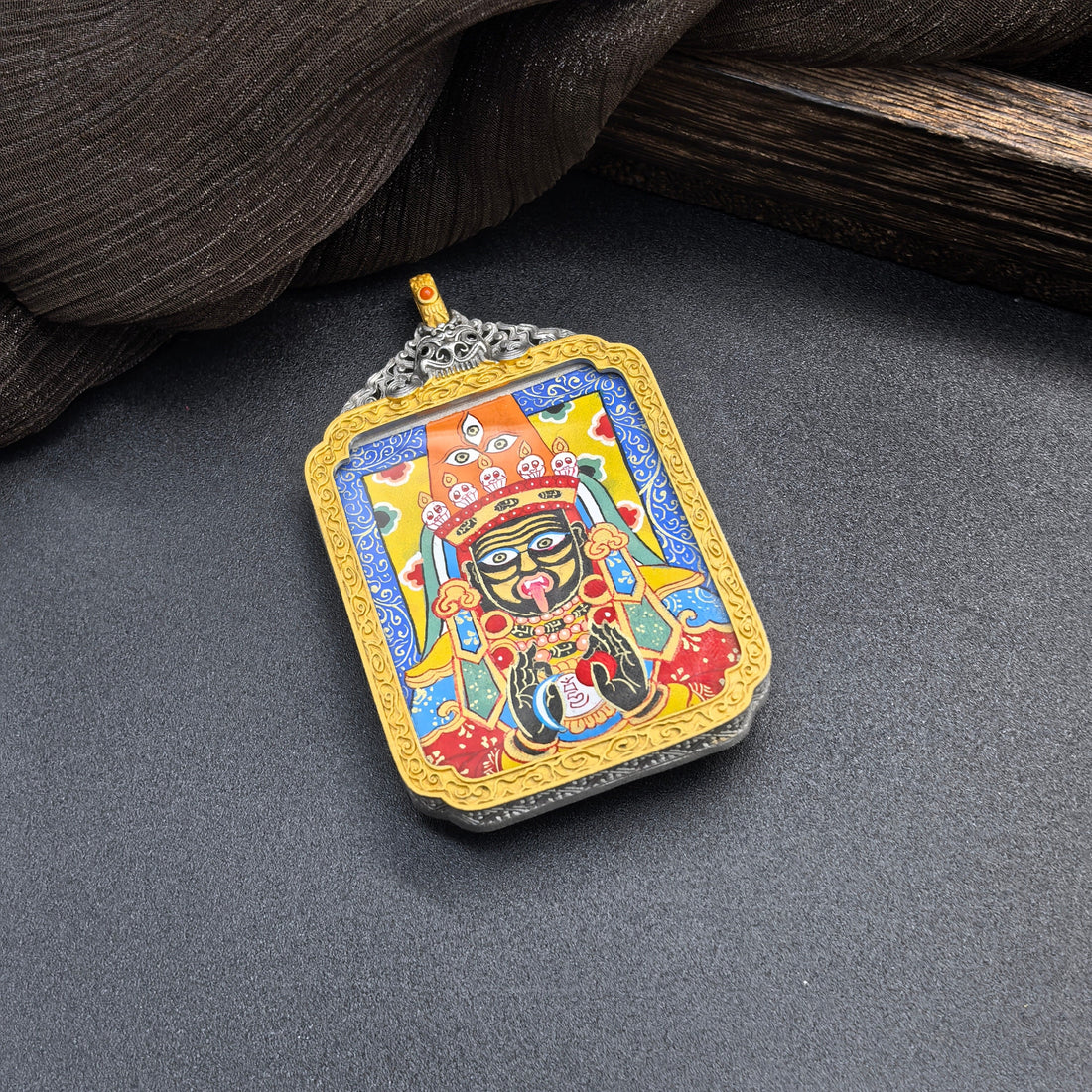 The Female Wealth Deity: Wealth, Peace and the Fulfilment of Wishes with the Rekong Blue Shachilama Thangka
