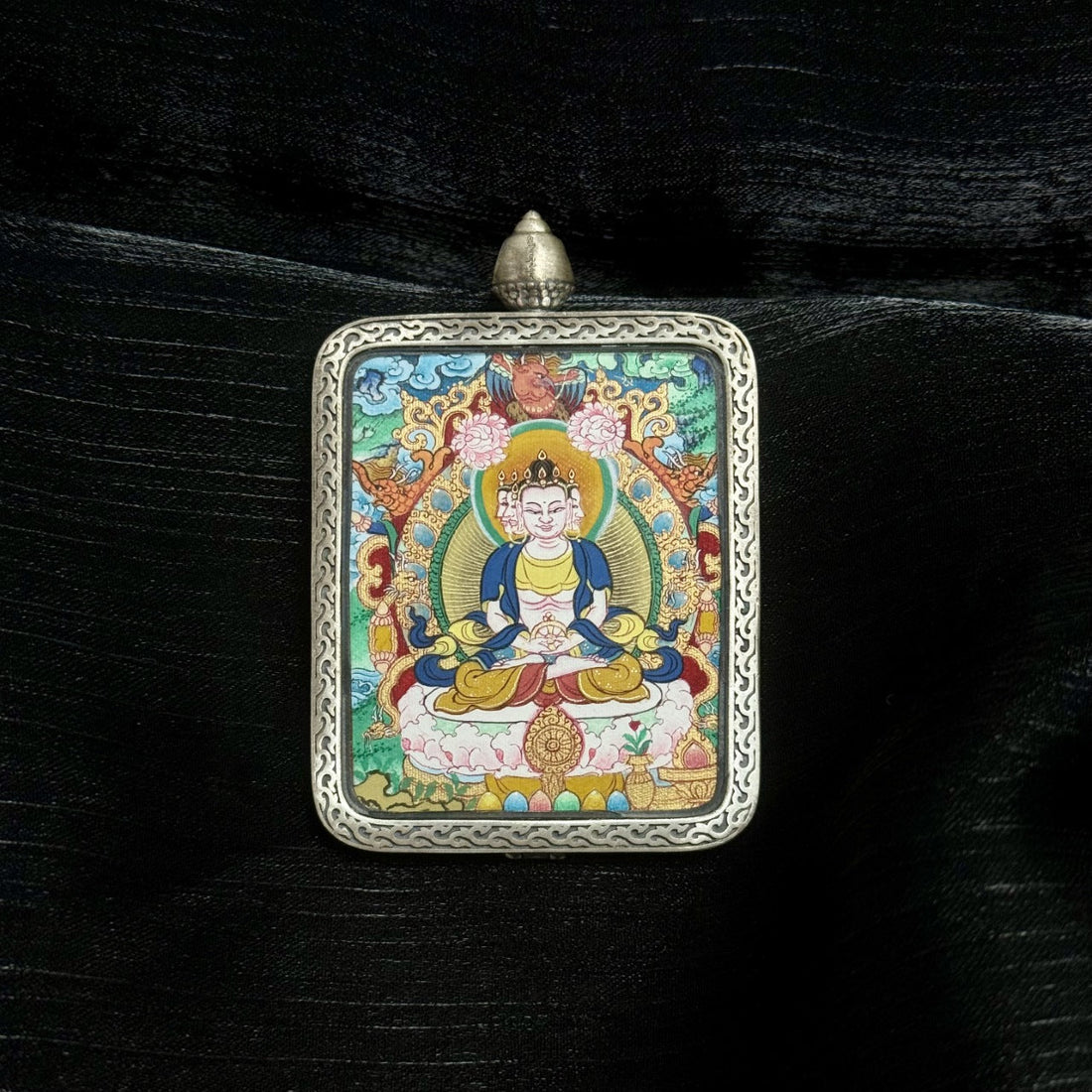 4x5cm Menri Vairochana Buddhist Pendant: The Buddha of Cosmic Light and Tibetan Buddhist Jewelry