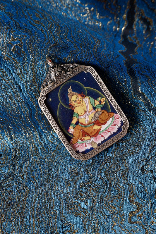Tibetan Yellow Jambhala Thangka Pendant: A Collectible Gem of Buddhist Art & Craftsmanship
