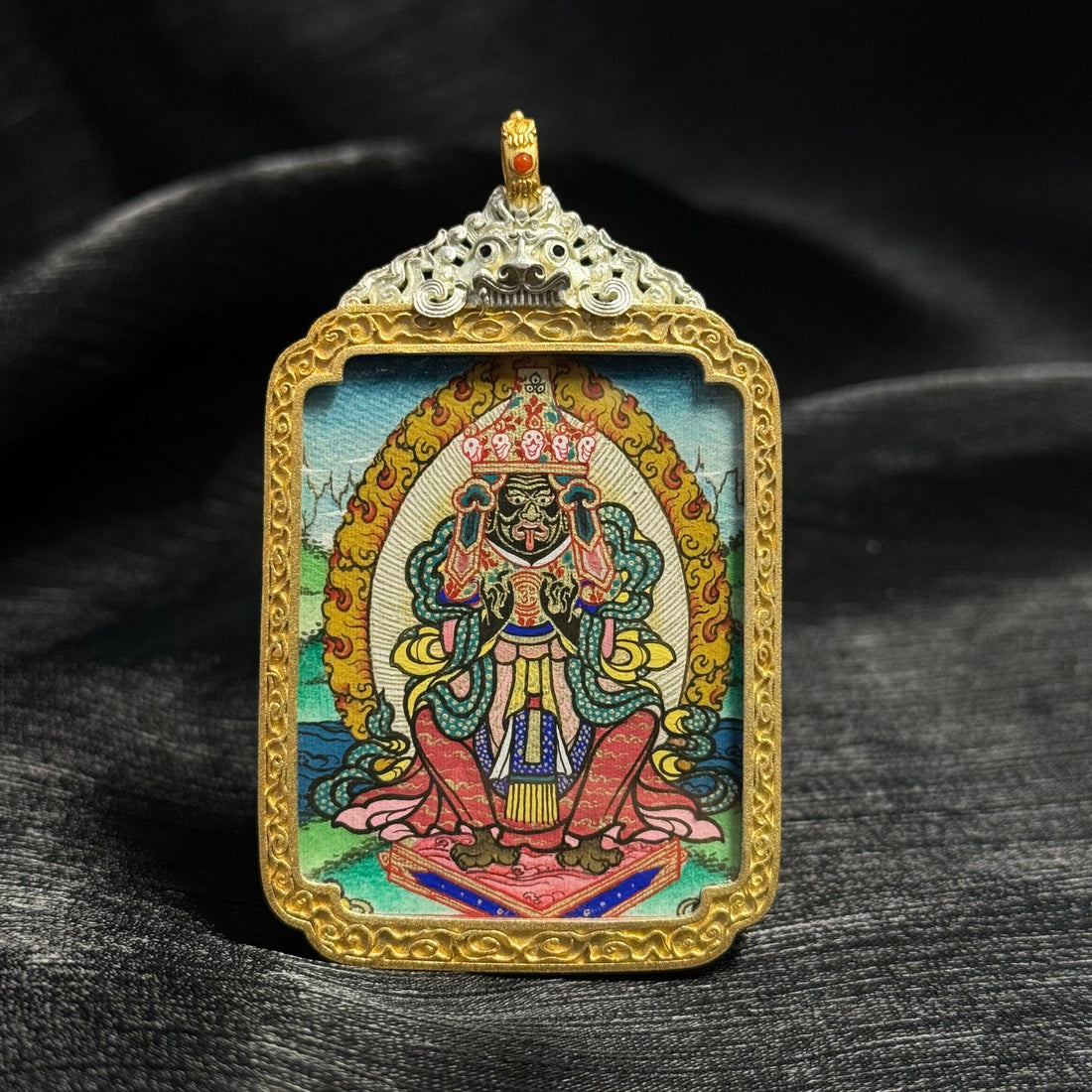 Zaki Lhamo Rekong 4x5cm Premium: Wealth and Blessing with the Rekong Thangka
