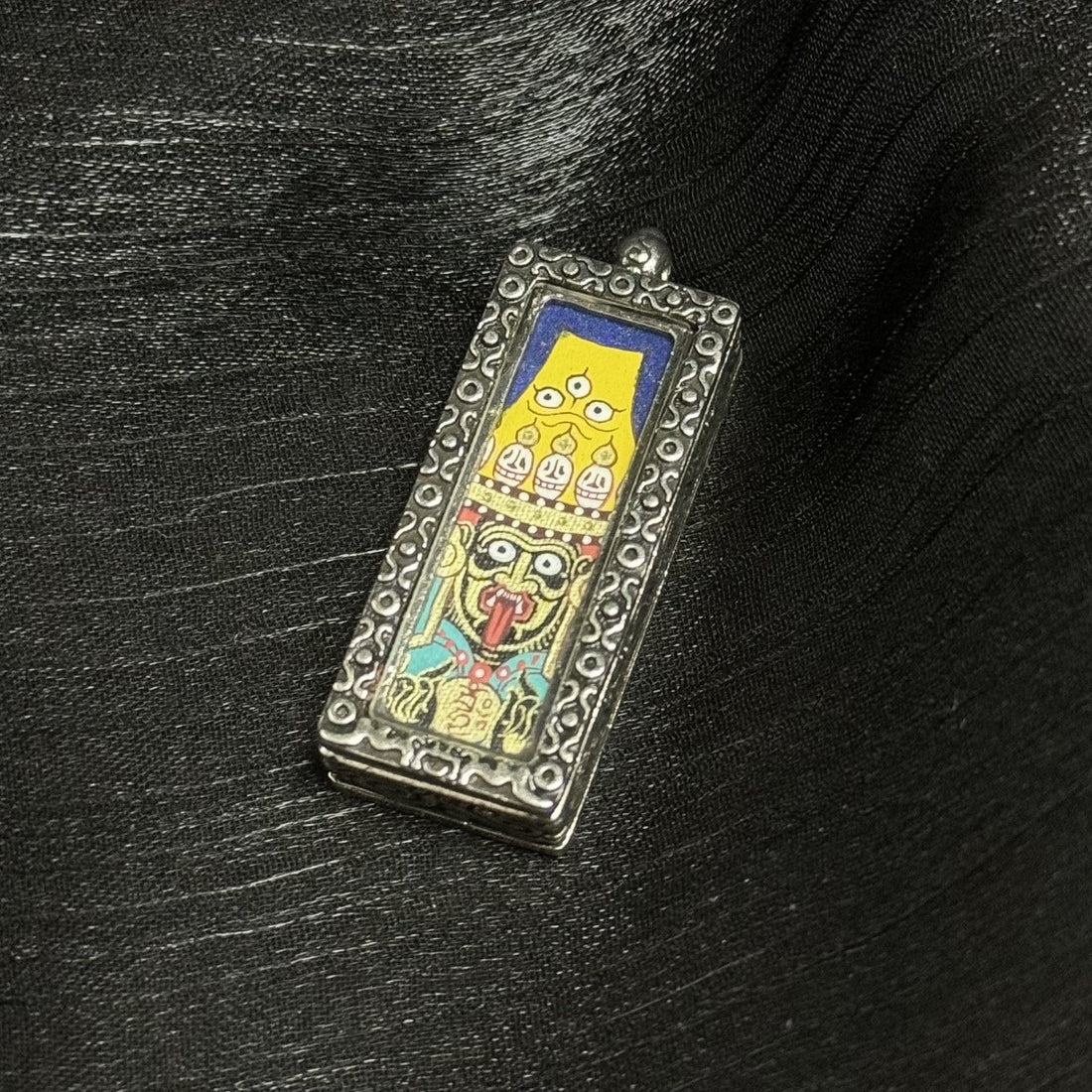 Rebgong Buddha Head Zhagilamu Thangka Pendant: Tibetan Female Wealth Guardian, Fortune and Wishes Fulfilled