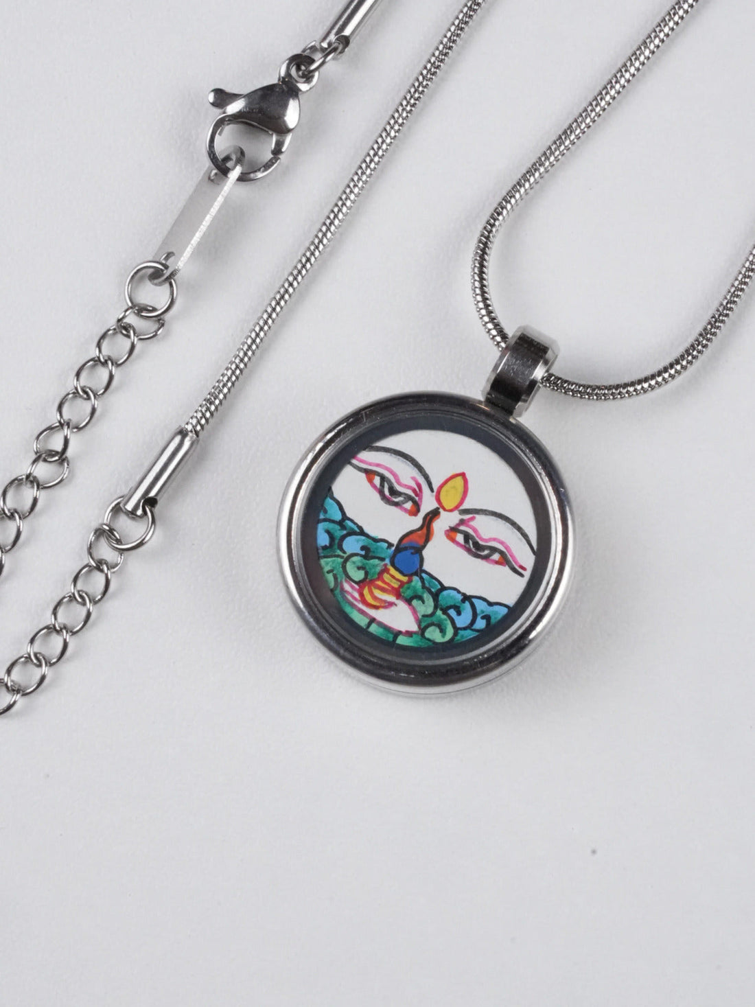 Samantabhadra Circular Thangka Pendant | Hand-Painted Tibetan Bodhisattva of Vows and Practice