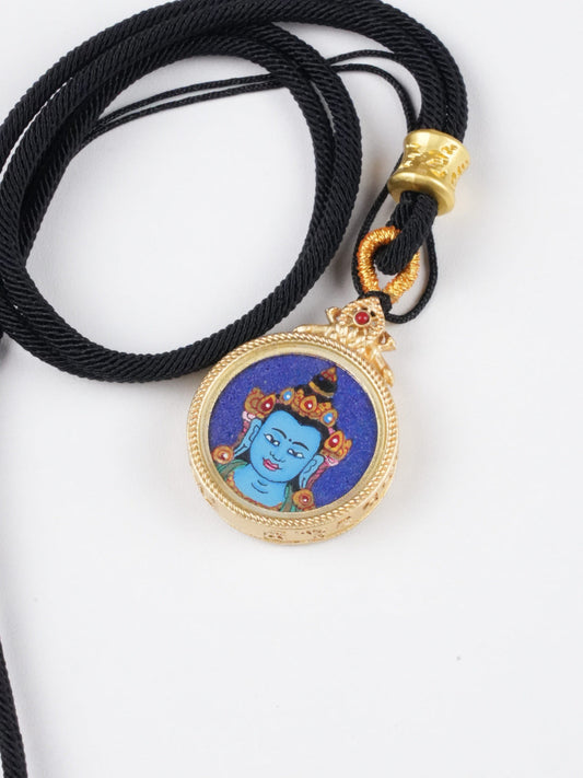 Akashagarbha Bodhisattva Round Thangka Pendant – Hand-Painted Tibetan Buddhist Amulet in Gold & Mineral Pigments (2cm)