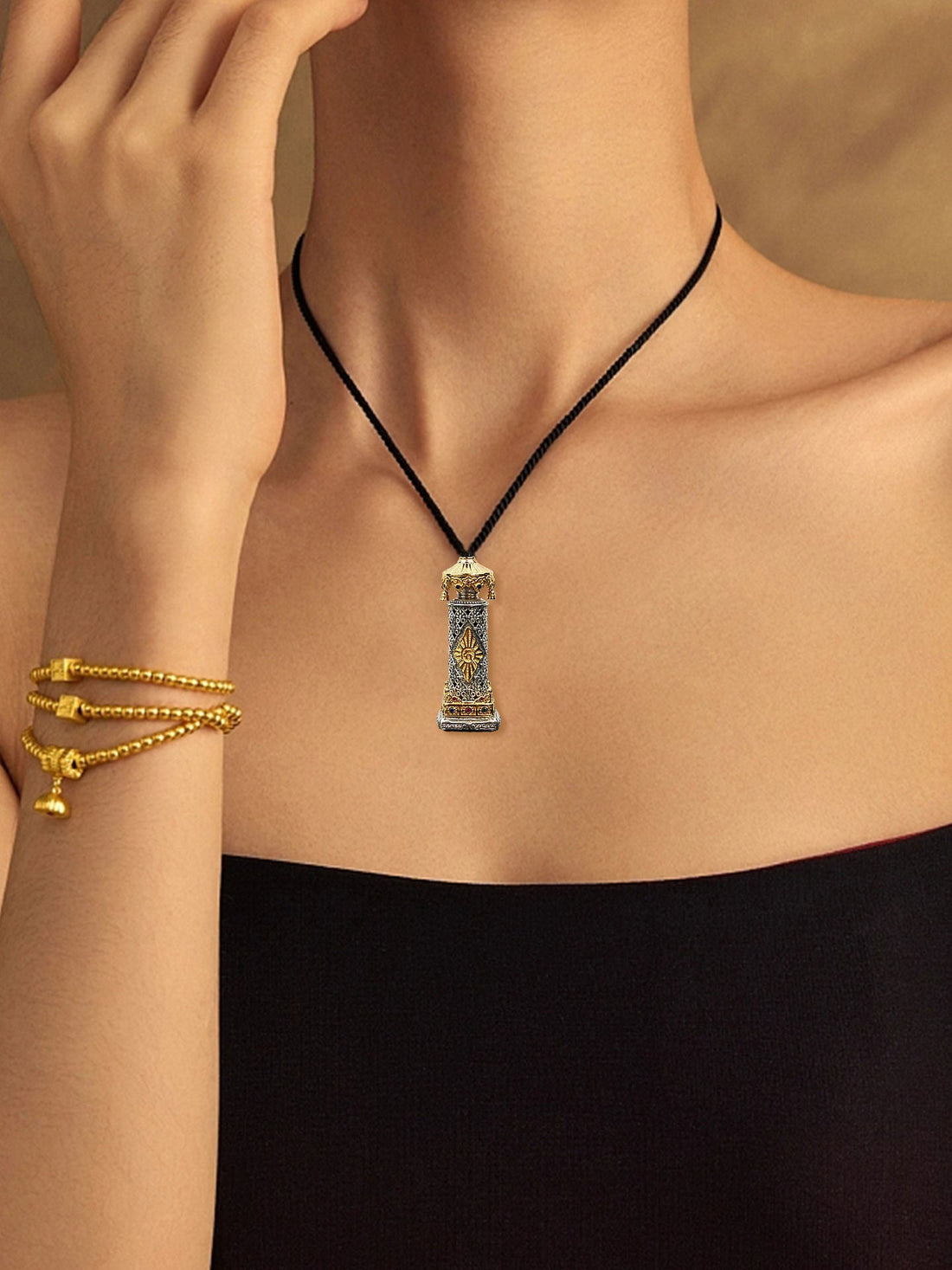 Tibetan-Buddhist Gold Stupa Kshitigarbha Gau Box: Tibetan Buddhist Jewelry