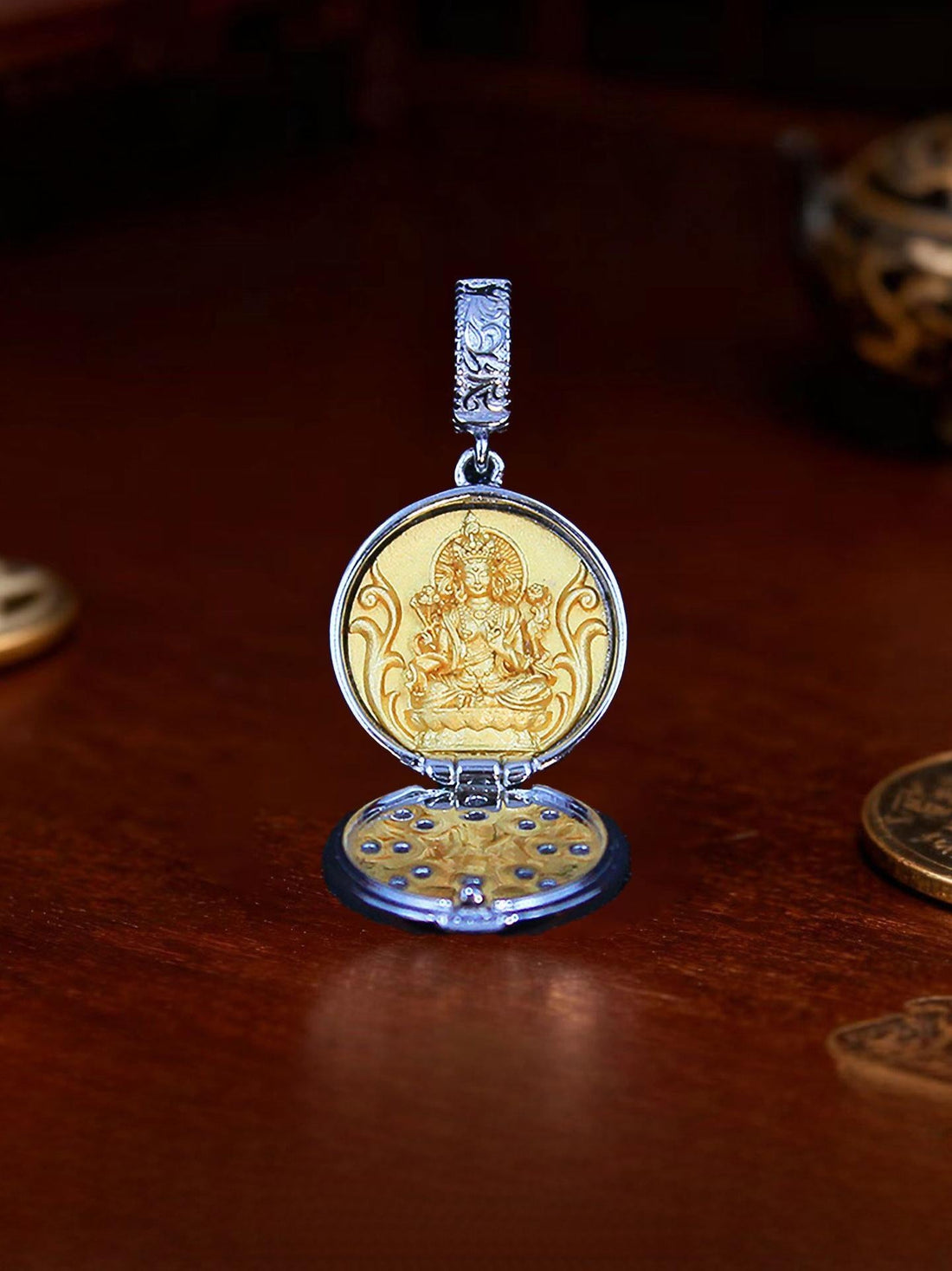 Tibetan-Buddhist Gold Green Tara Gau Box: Sacrificial Tibetan Buddhist Jewelry