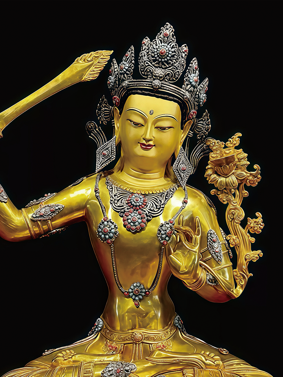 Collectible gold-leaf Manjushri Buddha statue, the perfect embodiment of high-end Buddha Statue-Art for spiritual seekers.