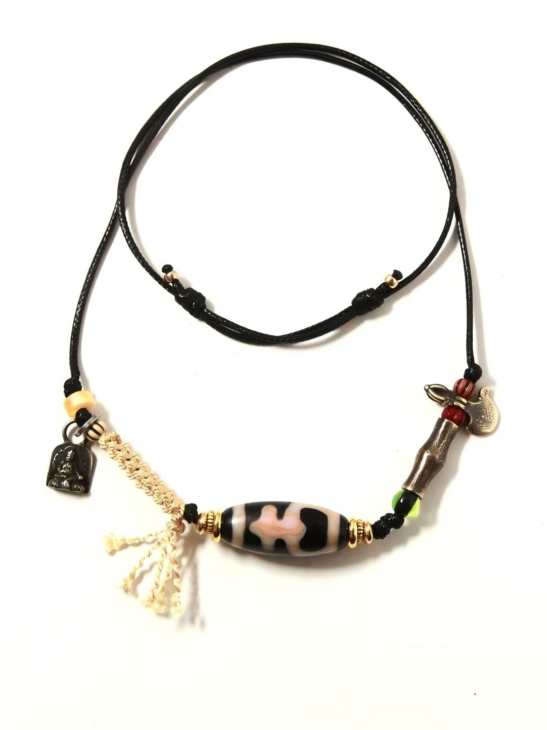 Agate Tianzhu and TianTie bracelet, with a water waves Daro motif, offering protection and prosperity in Tibetan Buddhist Jewelry Culture.