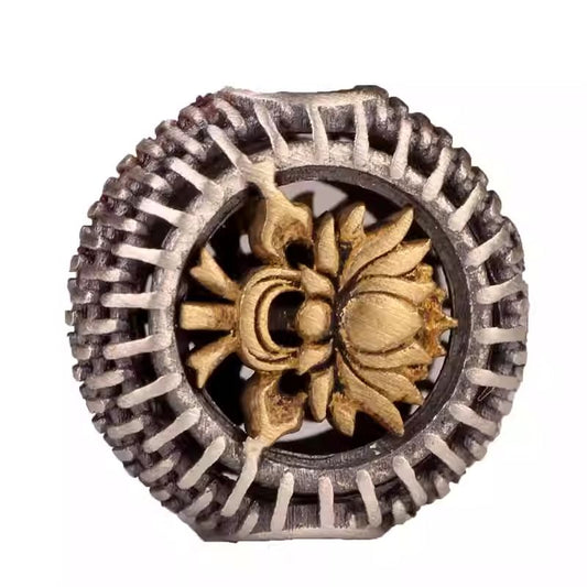  Exquisite silver copper lotus charm bracelet, functional jewelry art for peace and wisdom, rooted in Tibetan Buddhist Jewelry Culture.
