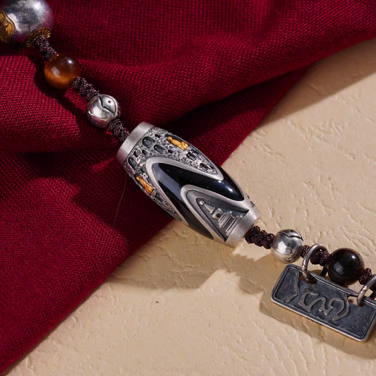 Tibetan Buddhist Jewelry Culture inlaid ivory-yellow agate clavicle necklace. A delicate piece of jewelry art handcrafted for elegance.
