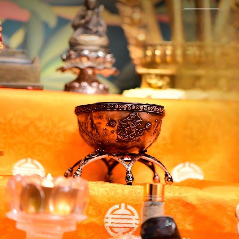 Tibetan Buddhist Jewelry Culture: Exquisite Kurukulla prosperity vase for altar offering, a masterpiece of Tibetan Buddhist sacrificial implements culture.