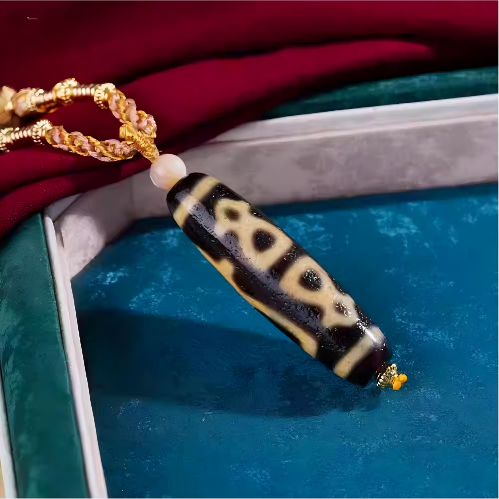 Authentic handmade natural agate necklace featuring the five directional wealth gods, showcasing jewelry art and Tibetan Buddhist Jewelry Culture.