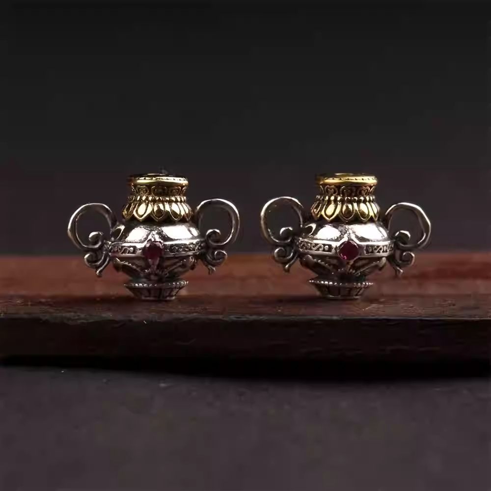 Authentic handmade Vajra pendant on Star-Moon Bodhi beads, showcasing jewelry art and Tibetan Buddhist Jewelry Culture.