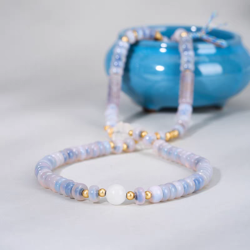 Exquisite 108 beads natural agate Medicine Dzi necklace, a spiritual artifact rooted in Tibetan Buddhist Jewelry Culture for spiritual protection.