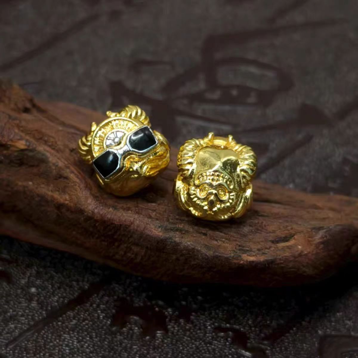 Copper Garuda DIY beads, handcrafted Tibetan Buddhist jewelry art, ideal for creating custom bracelets, necklaces, and spiritual accessories.