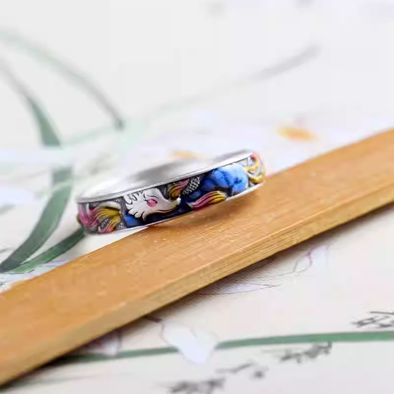 Hand-painted silver fox ring for attracting love, showcasing Tibetan Buddhist Jewelry Culture and exquisite Jewelry art.